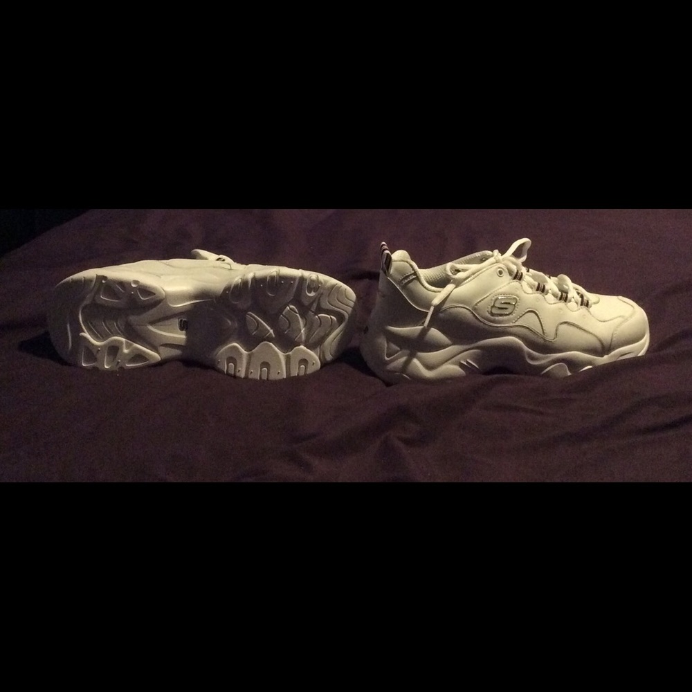 Gym shoe Sketchers